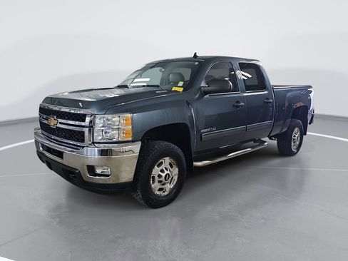 Used 2011 Chevrolet Silverado 2500 LT w/ Interior Plus Package image 5