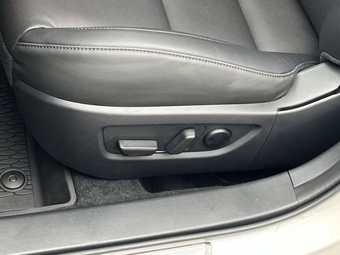 Used 2025 MAZDA CX-30 AWD 2.5 S w/ Premium Package image 9