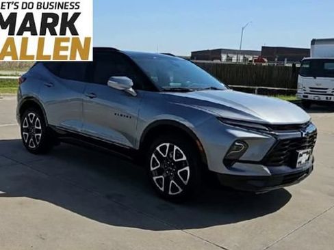 Used 2024 Chevrolet Blazer RS w/ LPO, Sport Package FWD image 2