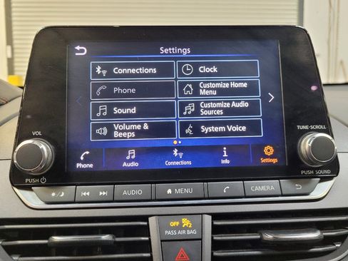 Used 2021 Nissan Altima 2.5 SR FWD image 25