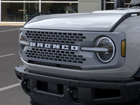 New 2026 Ford Bronco Badlands image 19