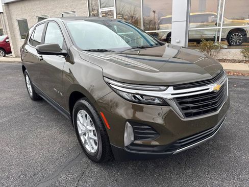 Certified 2024 Chevrolet Equinox LT w/ LPO, Floor Liner Package image 1