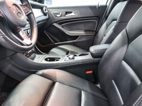 Used 2020 Mercedes-Benz GLA 250 image 18