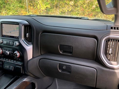 Used 2020 GMC Sierra 1500 SLT w/ SLT Premium Plus Package image 16
