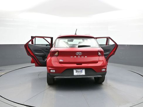 Certified 2023 Hyundai Venue Limited FWD image 46