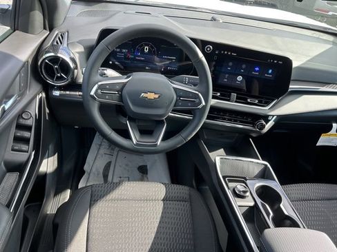 New 2026 Chevrolet Equinox LT image 27