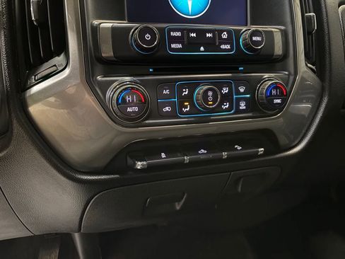 Used 2018 Chevrolet Silverado 1500 LT w/ All Star Edition AWD/4WD image 20