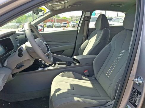Certified 2026 Hyundai Elantra Sport FWD image 13