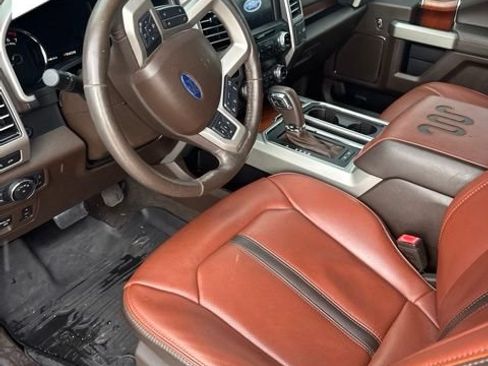 Used 2019 Ford F150 King Ranch w/ Equipment Group 601A Luxury AWD/4WD image 8