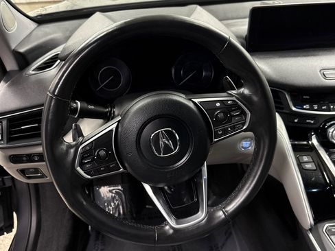 Used 2023 Acura TLX w/ Technology Package image 8