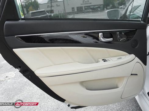 Used 2016 Hyundai Equus Ultimate image 22