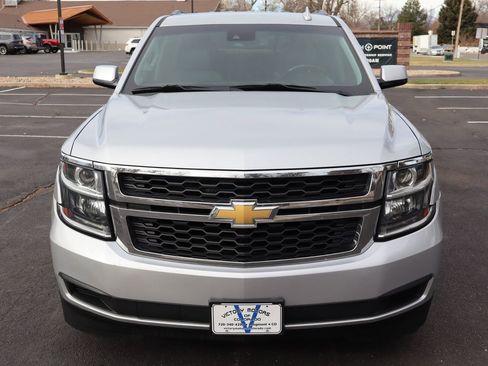 Used 2019 Chevrolet Suburban LT image 12