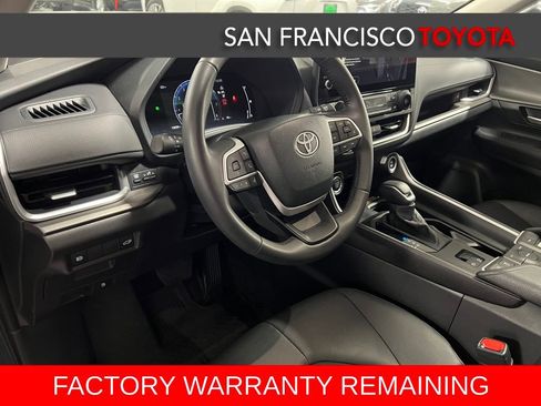 Certified 2025 Toyota Grand Highlander FWD image 13