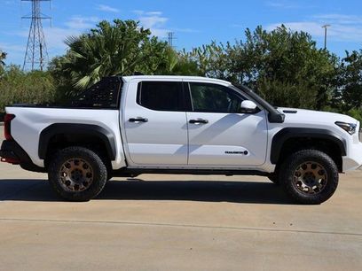 New 2025 Toyota Tacoma Trailhunter