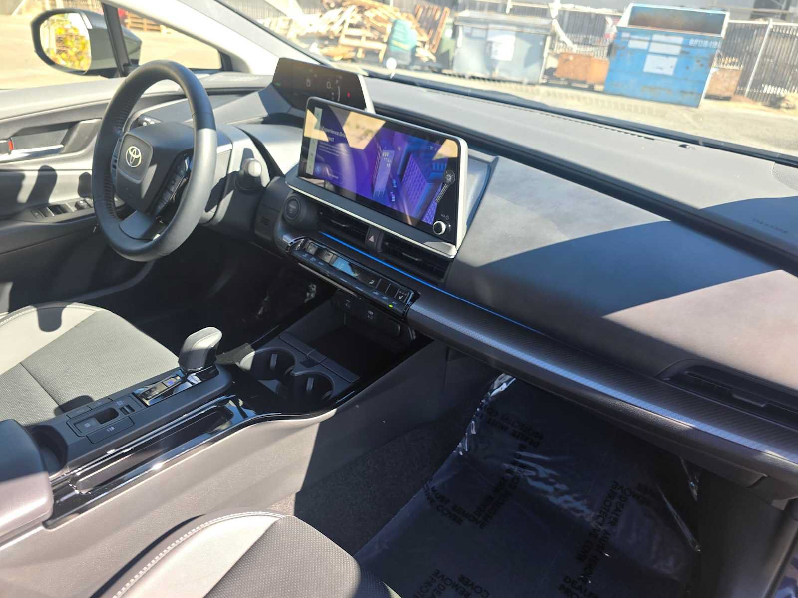 Used 2026 Toyota Prius XLE AWD/4WD image 11
