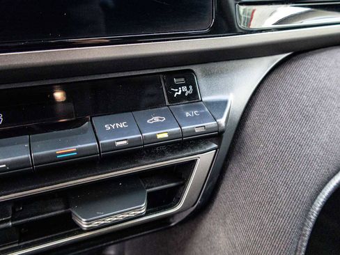 Certified 2025 Toyota Camry LE FWD image 30
