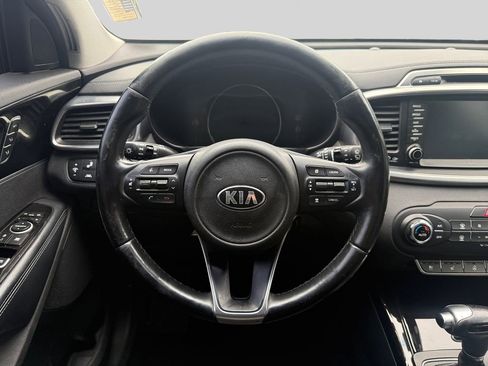 Used 2017 Kia Sorento SX FWD image 18