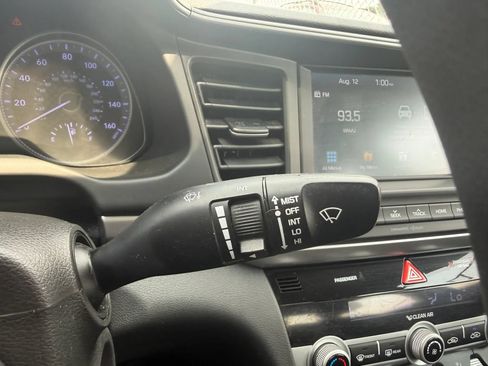 Used 2020 Hyundai Elantra SEL w/ Cargo Package (C1) FWD image 15
