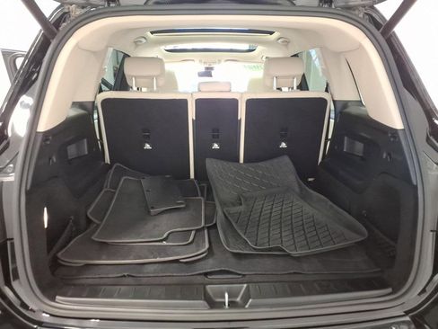 Used 2021 Mercedes-Benz GLB 250 4MATIC image 24