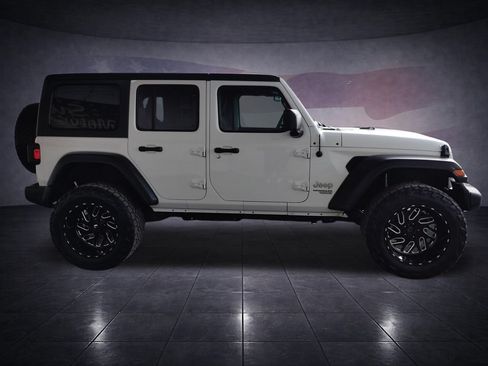 Used 2020 Jeep Wrangler Unlimited Sport AWD/4WD image 6