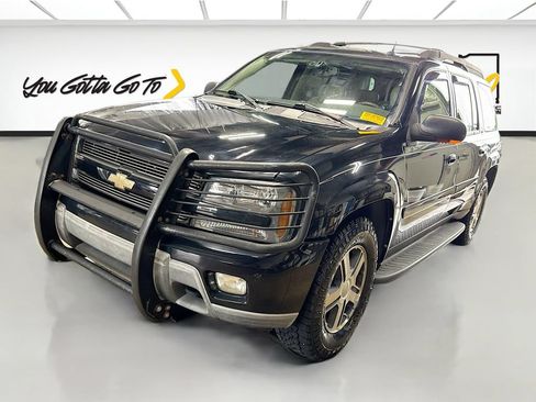 Used 2005 Chevrolet TrailBlazer LT AWD/4WD image 1