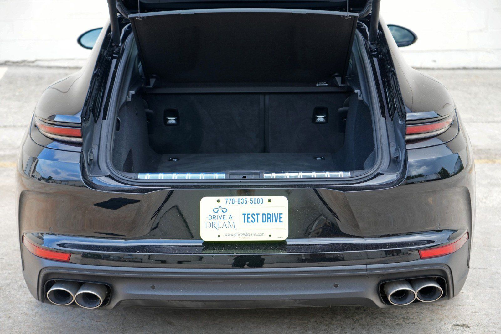 Used 2025 Porsche Panamera 4S AWD/4WD image 10