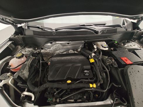 Certified 2024 Chevrolet Trax LT w/ Driver Confidence Package image 33