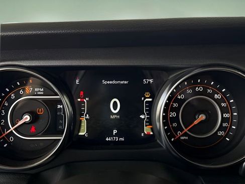 Used 2023 Jeep Gladiator Mojave w/ Trailer Tow Package image 22