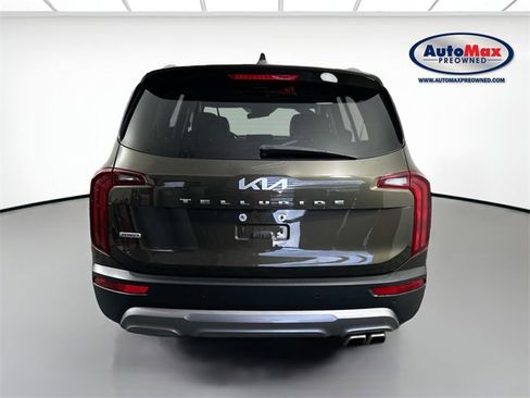 Used 2022 Kia Telluride S image 8