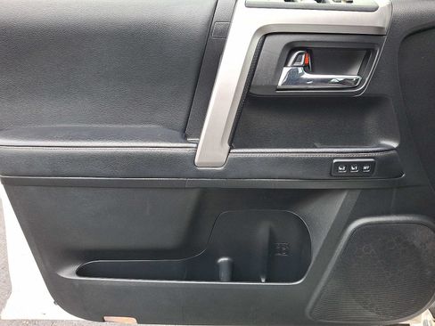 Used 2020 Toyota 4Runner Limited AWD/4WD image 12