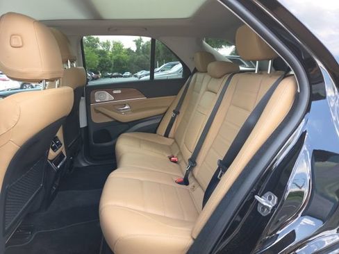 Certified 2026 Mercedes-Benz GLE 450 4MATIC image 4