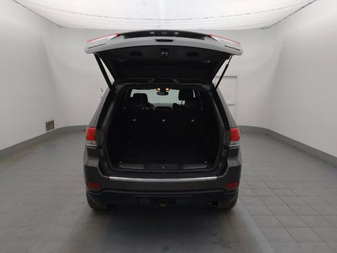 Used 2019 Jeep Grand Cherokee Limited w/ Trailer Tow Group IV image 29