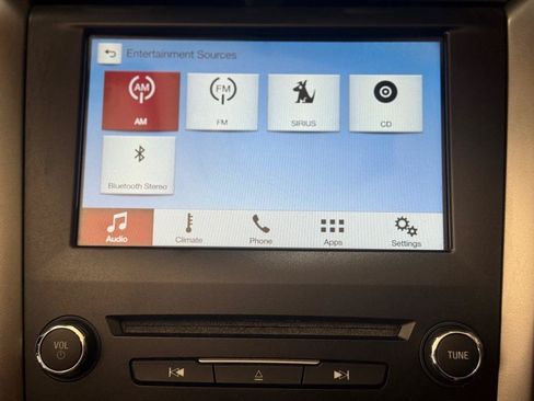 Used 2017 Ford Fusion SE w/ Fusion SE Technology Package FWD image 15