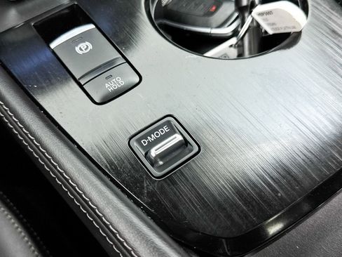 Used 2023 Nissan Rogue Platinum image 9