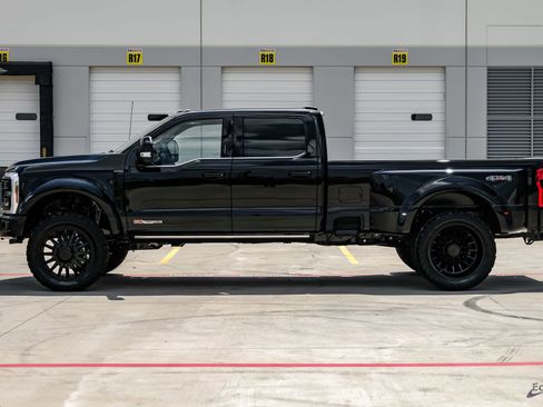 Used 2026 Ford F450 Platinum w/ Platinum Plus Package AWD/4WD image 7