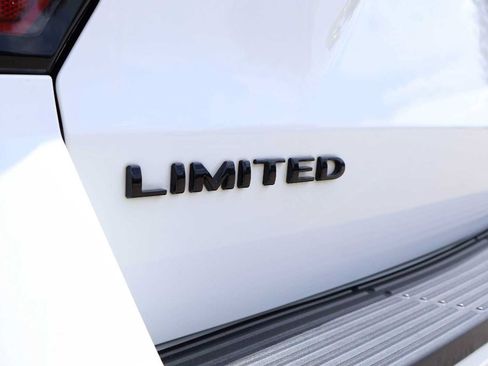 Used 2021 Ford Expedition Limited RWD image 7