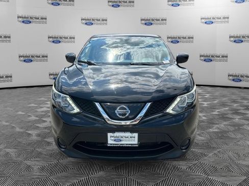 Used 2019 Nissan Rogue Sport S w/ Appearance Package AWD/4WD image 8