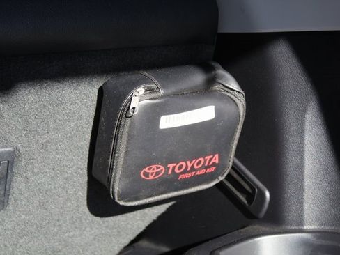 Used 2022 Toyota 4Runner Limited image 7