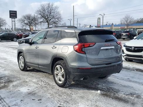 Used 2019 GMC Terrain SLE w/ Driver Convenience Package image 4