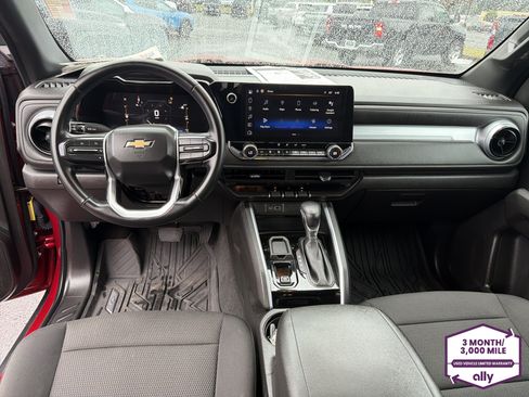 Used 2023 Chevrolet Colorado LT w/ LT Convenience Package RWD image 12