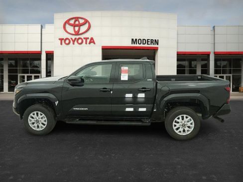 New 2026 Toyota Tacoma SR5 image 9