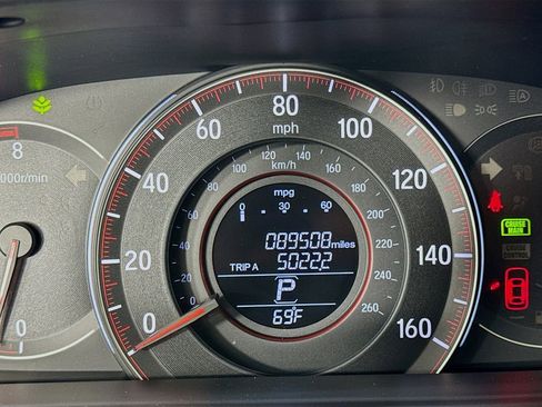 Used 2017 Honda Accord EX image 14