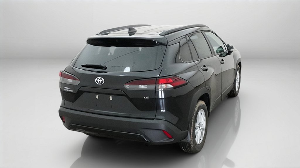 New 2026 Toyota Corolla Cross LE w/ Moonroof Package FWD image 11