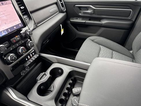 New 2026 RAM 1500 Big Horn AWD/4WD image 18