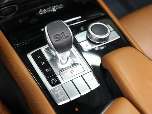 Used 2014 Mercedes-Benz SL 550 image 36