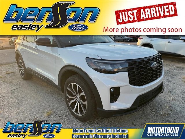 Used 2025 Ford Explorer ST-Line AWD/4WD image 1