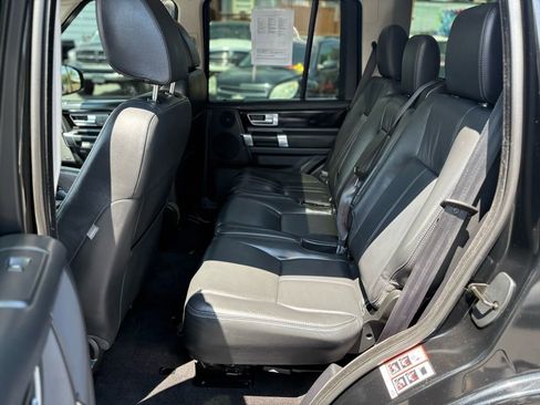 Used 2015 Land Rover LR4 HSE LUX image 18