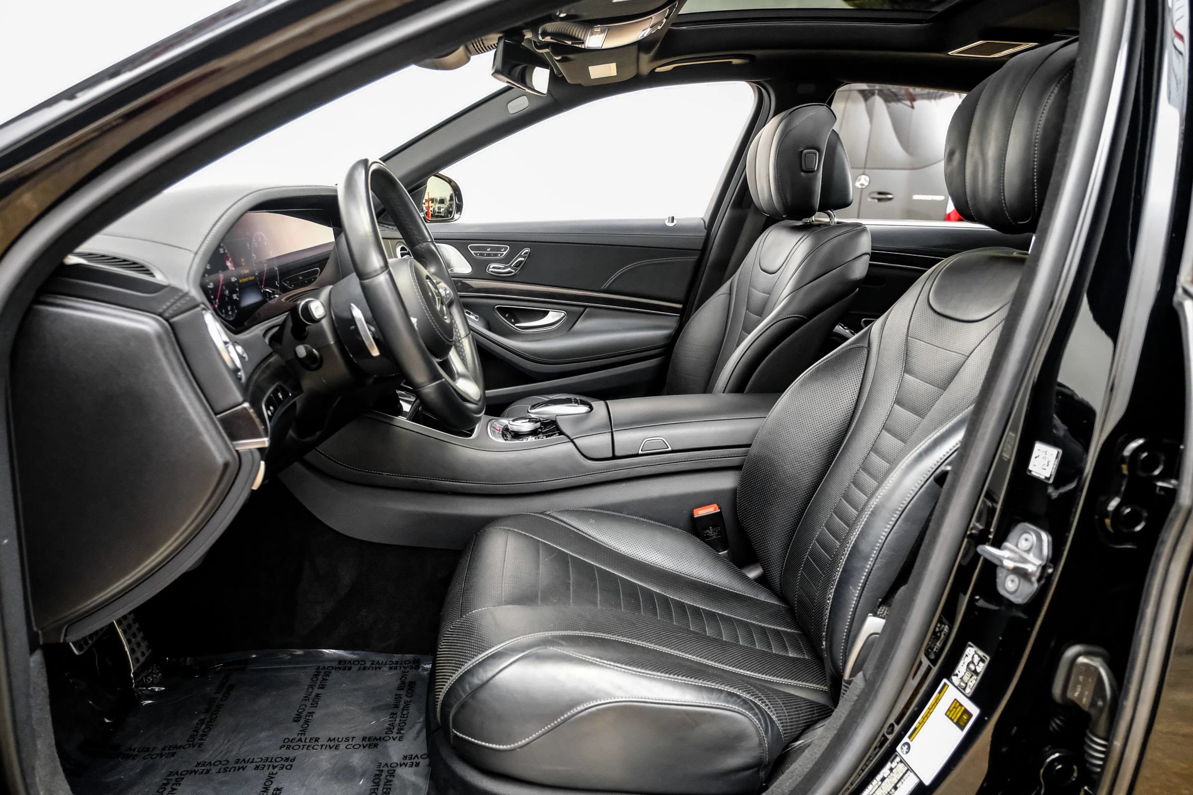 Used 2020 Mercedes-Benz S 560 Sedan image 29