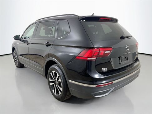 Used 2024 Volkswagen Tiguan S image 10