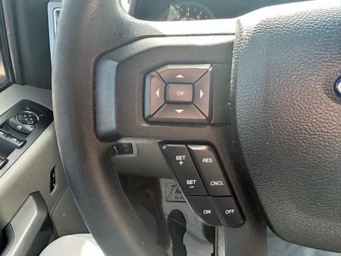Used 2017 Ford F150 XLT AWD/4WD image 17